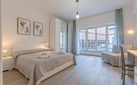 Matinum Central & Spacious Apartment