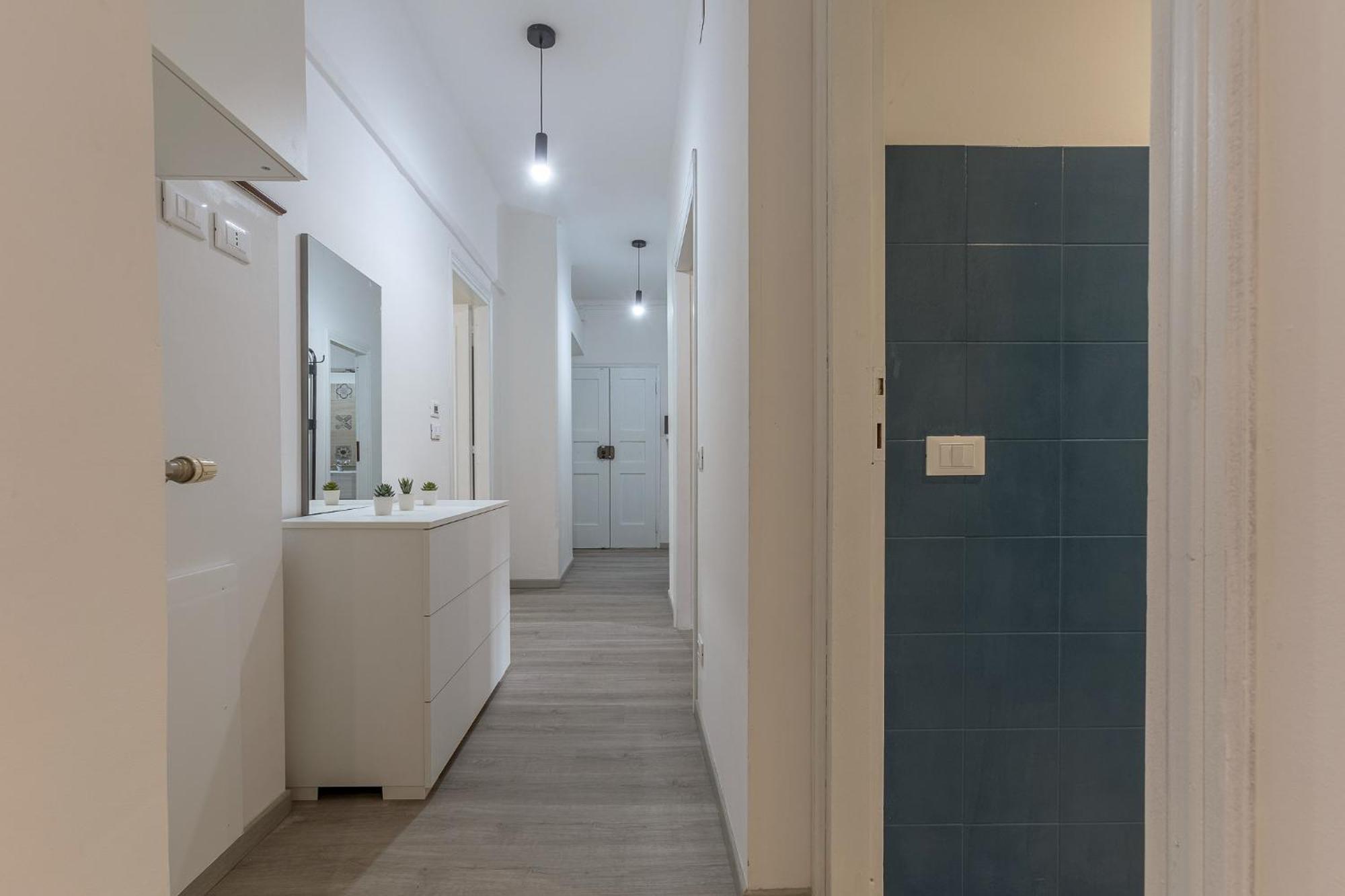Matinum Central & Spacious Apartment Bolonia Exterior foto