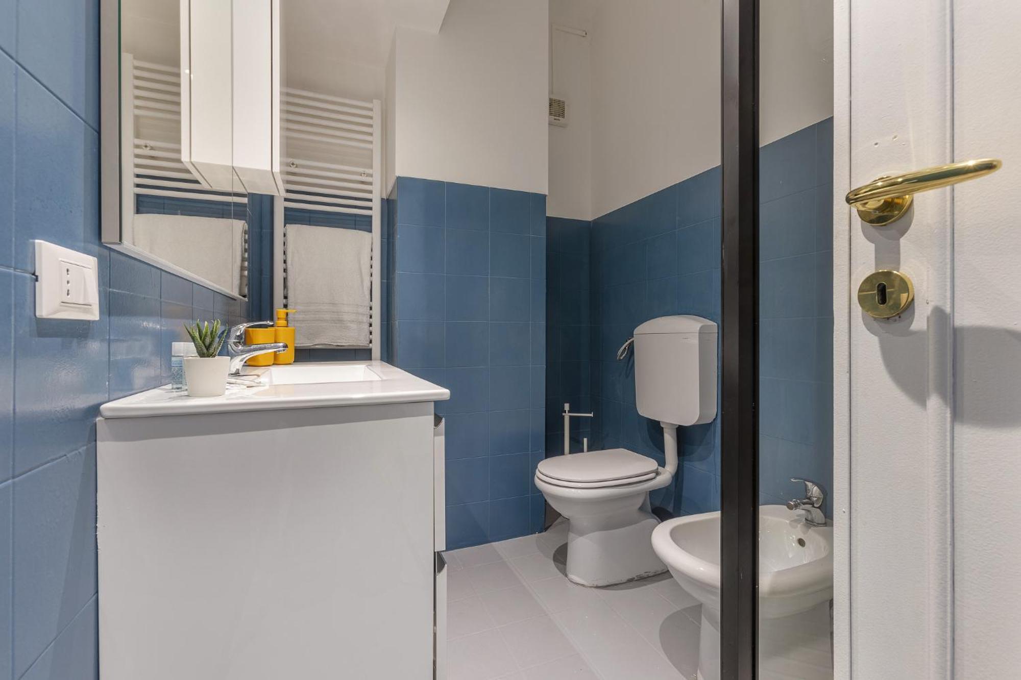 Matinum Central & Spacious Apartment Bolonia Exterior foto
