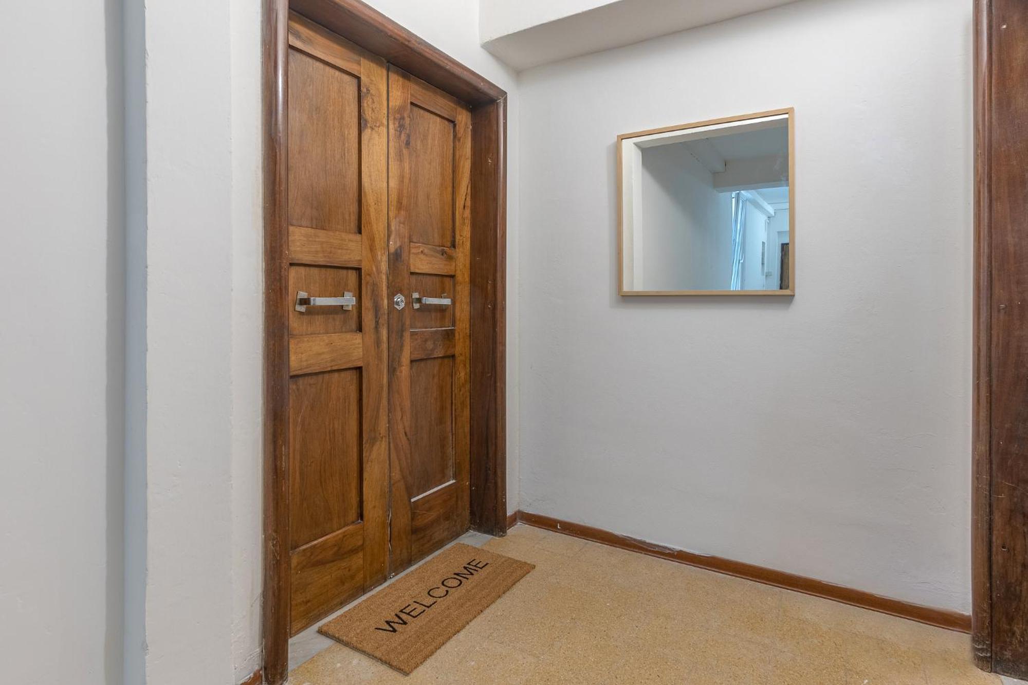 Matinum Central & Spacious Apartment Bolonia Exterior foto