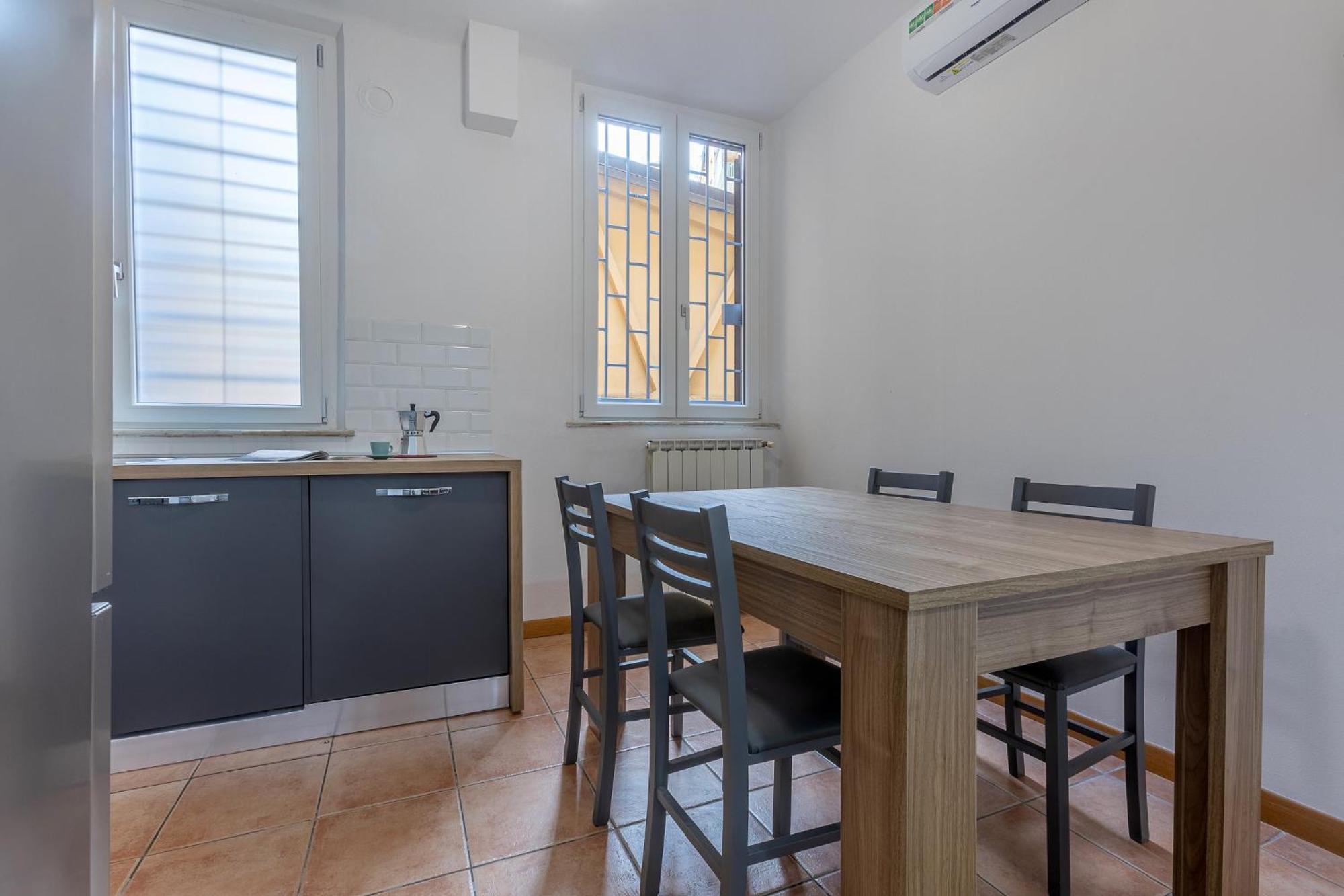 Matinum Central & Spacious Apartment Bolonia Exterior foto